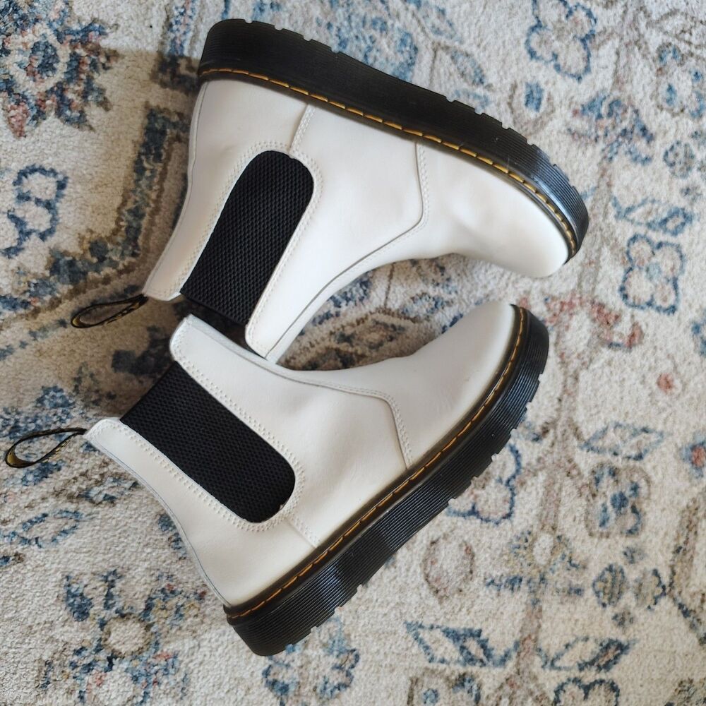 Dr Doc Martens White Leather Chelsea Boots Size 6 Whimsigoth Alt Grunge Ankle - Picture 3 of 6